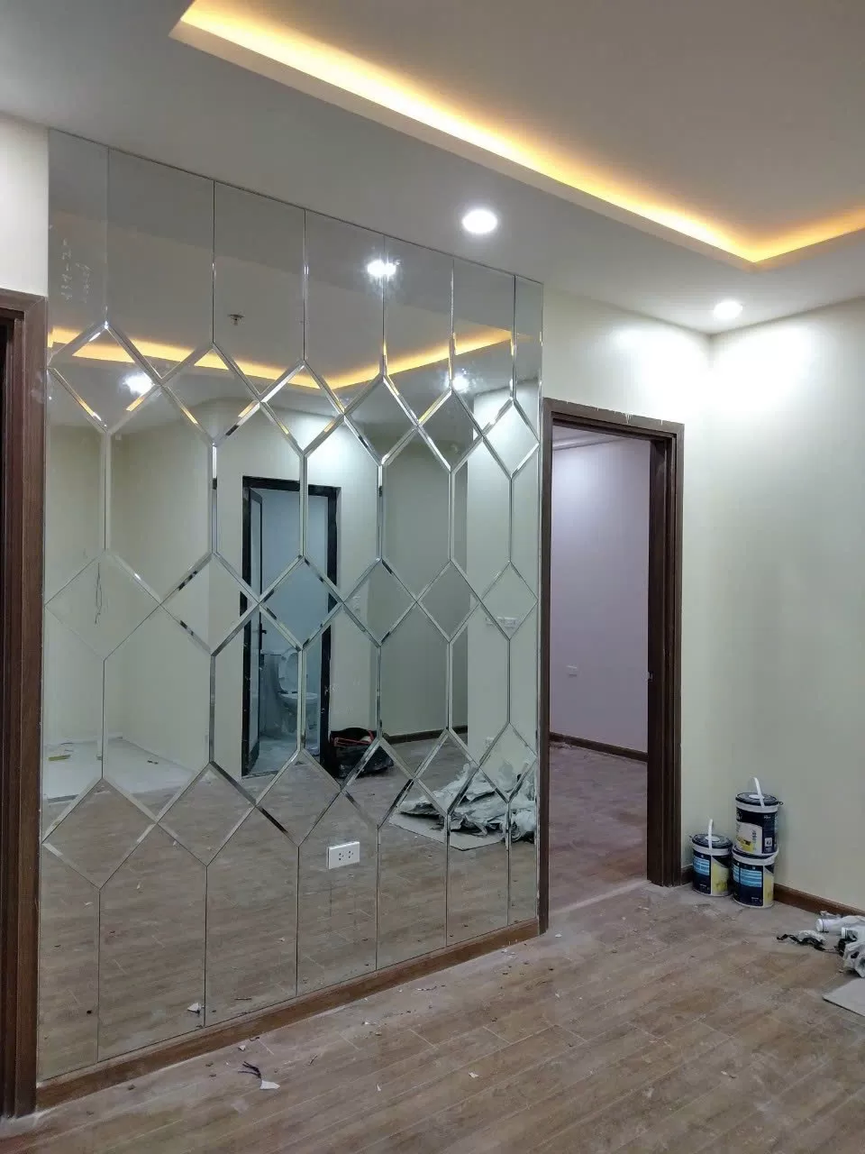 Báo giá thi công gương trang trí tại Quảng Ninh